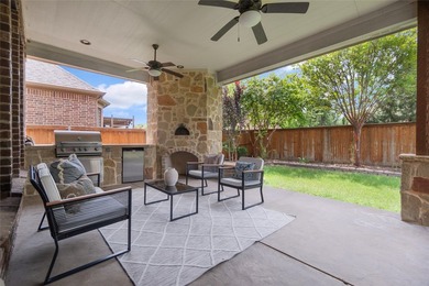 Beautifully maintained and move-in ready home in the highly - photo 28