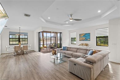 STUNNING 2-BEDROOM + DEN COACH HOME WITH BREATHTAKING WATER & - photo 5