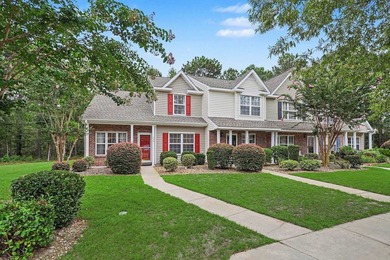 Location, location, location! Enjoy this wonderful 3-bedroom, 2 - photo 1