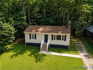 Welcome to this beautifully renovated 3-bedroom, 2-bath home - photo 2