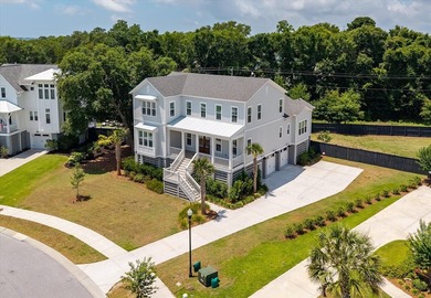 Lowcountry living at its finest! Literally minutes from - photo 2