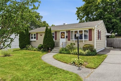 Welcome to this well-maintained 3-bedroom, 1-bath home in - photo 1