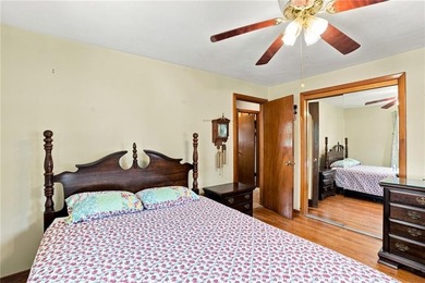 Welcome to this well-maintained 3-bedroom, 1-bath home in - photo 4