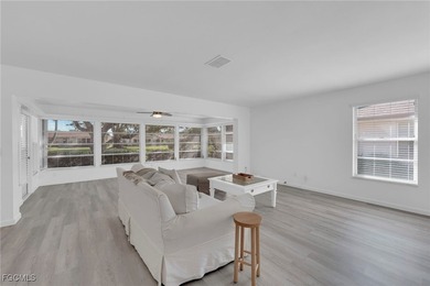 Experience comfortable Florida living in this beautifully - photo 6
