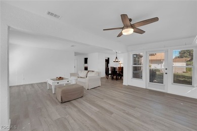 Experience comfortable Florida living in this beautifully - photo 7