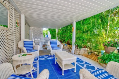 This charming and meticulously maintained property is perfect - photo 1