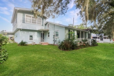 Lake Home For Sale in Wewahitchka, Florida