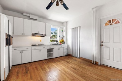 Welcome to 2281 Loring Place North, a spacious two-family home - photo 9