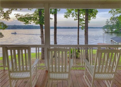 Lake Sinclair Home Sale Pending in Sparta Georgia