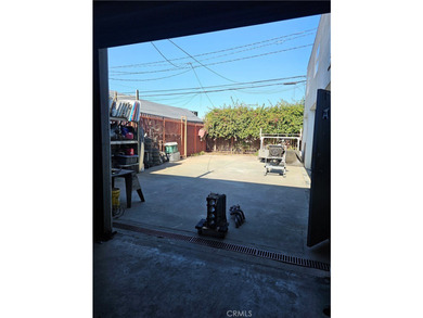 Prime Long Beach owner-user opportunity in a highly desirable - photo 11
