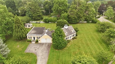 Tucked away at the corner of Ferry Road and Griswold Avenue - photo 2