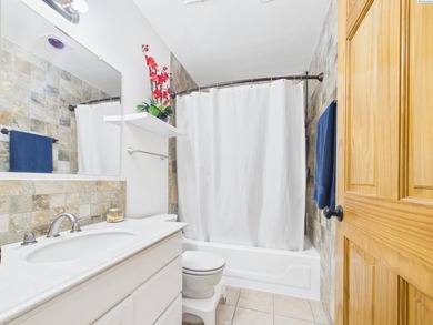 MLS# 291836 Charming 1BD/1BA condo with Columbia River views - photo 16