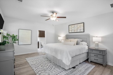 Rare opportunity to enjoy lakefront-adjacent living on a - photo 19