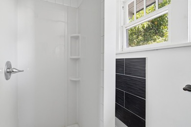 Set in the heart of West Palm Beach's historic Northwood - photo 21