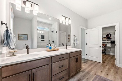 Welcome to 410 Old Plantation Drive, a nearly new home in Hagley - photo 29
