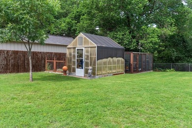 Rare opportunity to enjoy lakefront-adjacent living on a - photo 33