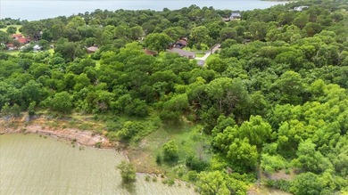 Rare opportunity to enjoy lakefront-adjacent living on a - photo 40