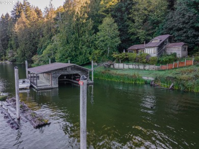 Lake Home For Sale in Lakeside, Oregon