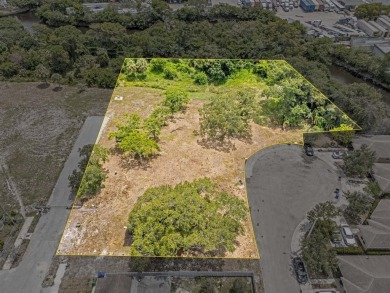 (private lake, pond, creek) Lot Active Under Contract in Fort Lauderdale Florida