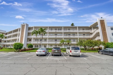 Lakes at Century Village Condo For Sale in Boca Raton Florida