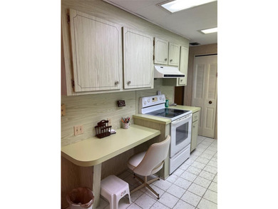 REDUCED PRICE! Situated on a generous corner lot in this 55+ - photo 5