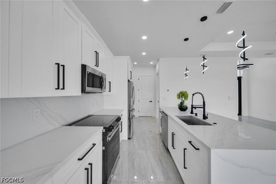 Welcome to the Emerald Model, a stunning brand-new construction - photo 13