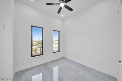 Welcome to the Emerald Model, a stunning brand-new construction - photo 18
