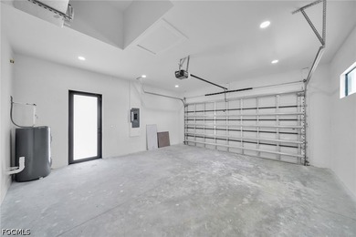 Welcome to the Emerald Model, a stunning brand-new construction - photo 20