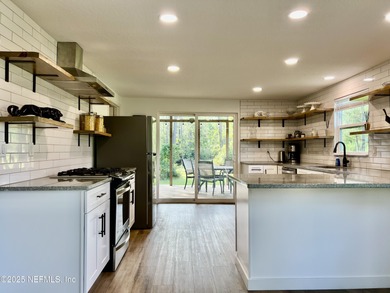 Lake Home For Sale in Jacksonville, Florida