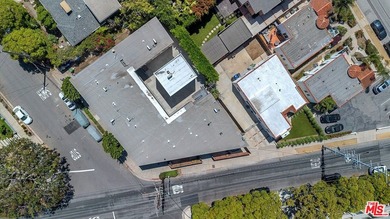 2001 Penmar Avenue is a turnkey 14-unit multifamily asset - photo 6
