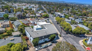 2001 Penmar Avenue is a turnkey 14-unit multifamily asset - photo 7