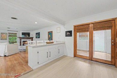 Welcome to charming 506 Esplanade Avenue, where space - photo 12