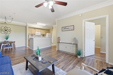 Spacious SECOND FLOOR with GOLf VIEW 2/2 floor plan with private - photo 3