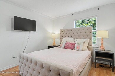 Welcome to charming 506 Esplanade Avenue, where space - photo 16