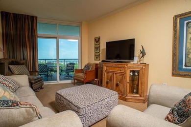 Experience the pinnacle of coastal luxury at Horizon at 77th, a - photo 10