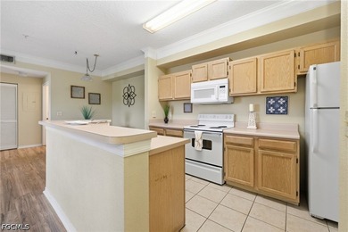 Spacious SECOND FLOOR with GOLf VIEW 2/2 floor plan with private - photo 10
