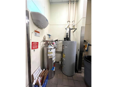 Exceptional Opportunity: Profitable Turnkey Corner Fast Food - photo 22