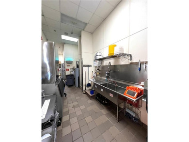 Exceptional Opportunity: Profitable Turnkey Corner Fast Food - photo 23