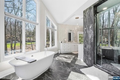Wake up each day to breathtaking lakefront views in this - photo 24