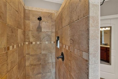 Back on the market - no fault of the house or Sellers - Spacious - photo 25