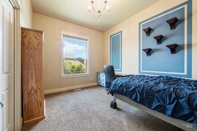 Enjoy the space, flexibility, and freedom this thoughtfully - photo 27
