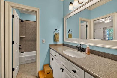 Back on the market - no fault of the house or Sellers - Spacious - photo 29