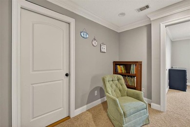 Back on the market - no fault of the house or Sellers - Spacious - photo 34