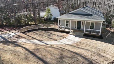 Lake Home For Sale in Murrayville, Georgia