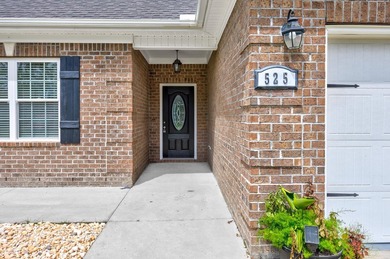 This lovely waterview 3BR / 2BA 2 car garage all Brick home in - photo 5