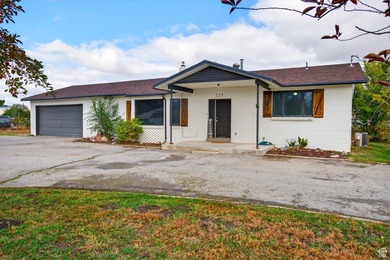 (private lake, pond, creek) Home For Sale in Goshen Utah