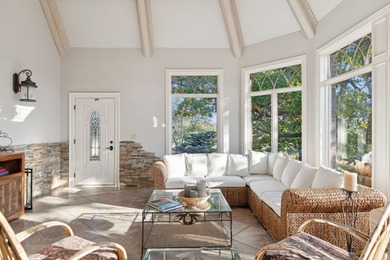 This exquisite custom beauty can be found in the gorgeous - photo 13