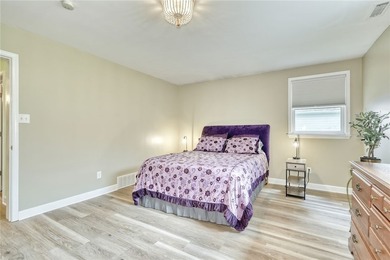 Welcome Home to this Beautifully Maintained 3 Bedroom Ranch - photo 19