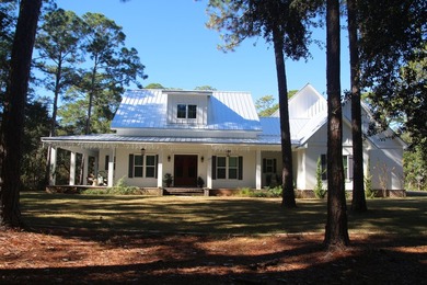 Bay Living! Tucked away on a quiet private road in the heart of - photo 28