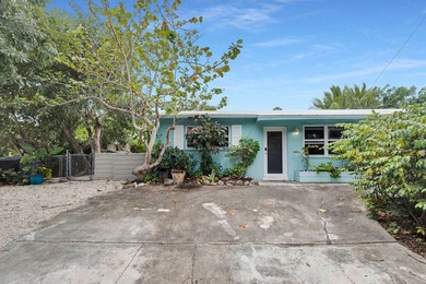 Introducing No Name Retreat - Rare waterfront opportunity with - photo 2